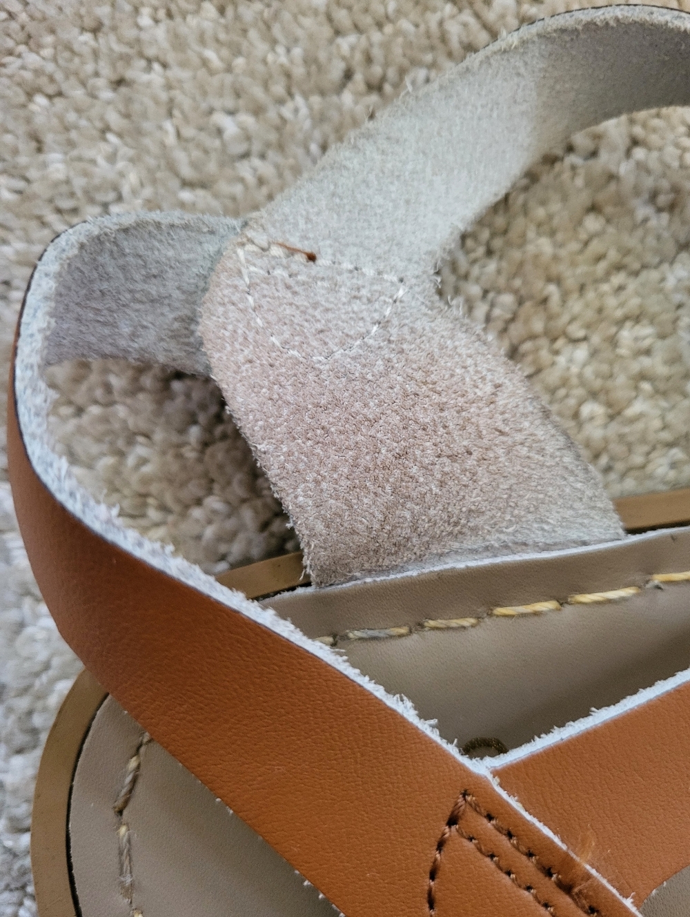 Salt Water Sandals, Girls Size 6, Brown - Picture 4 of 5